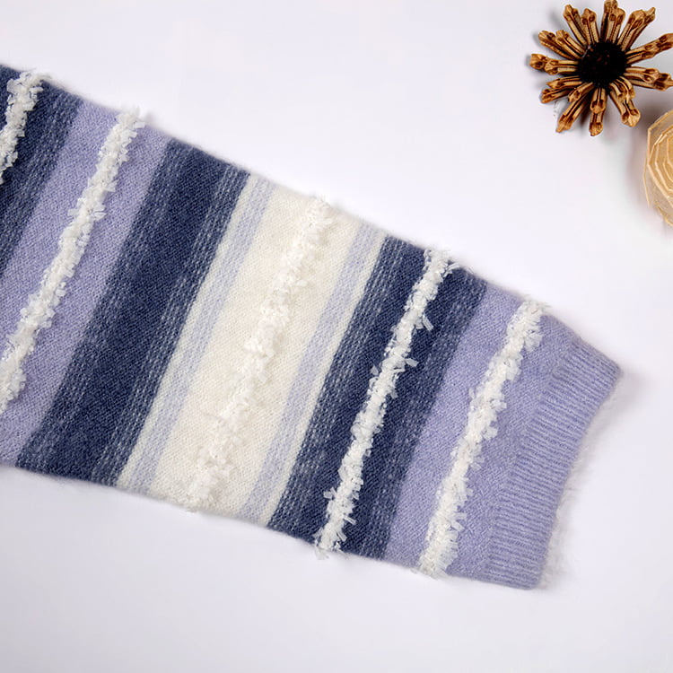 SM-K0047 Maglione lavorato a maglia con collo rotondo ampio patchwork dolce sfumato a righe SM-K0047 Maglione lavorato a maglia con collo rotondo ampio patchwork dolce sfumato a righe